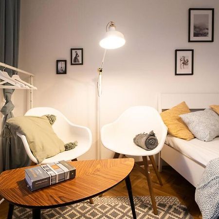 Mini Studio In Masaryk Quarter - Brno Apartment Exterior photo