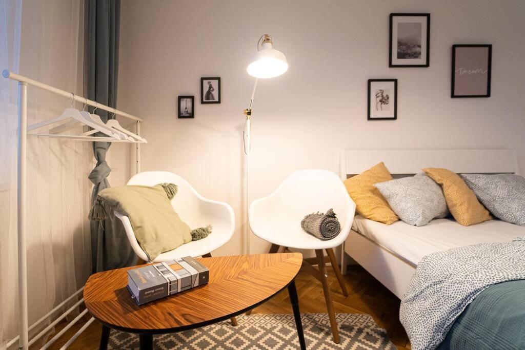 Mini Studio In Masaryk Quarter - Brno Apartment Exterior photo